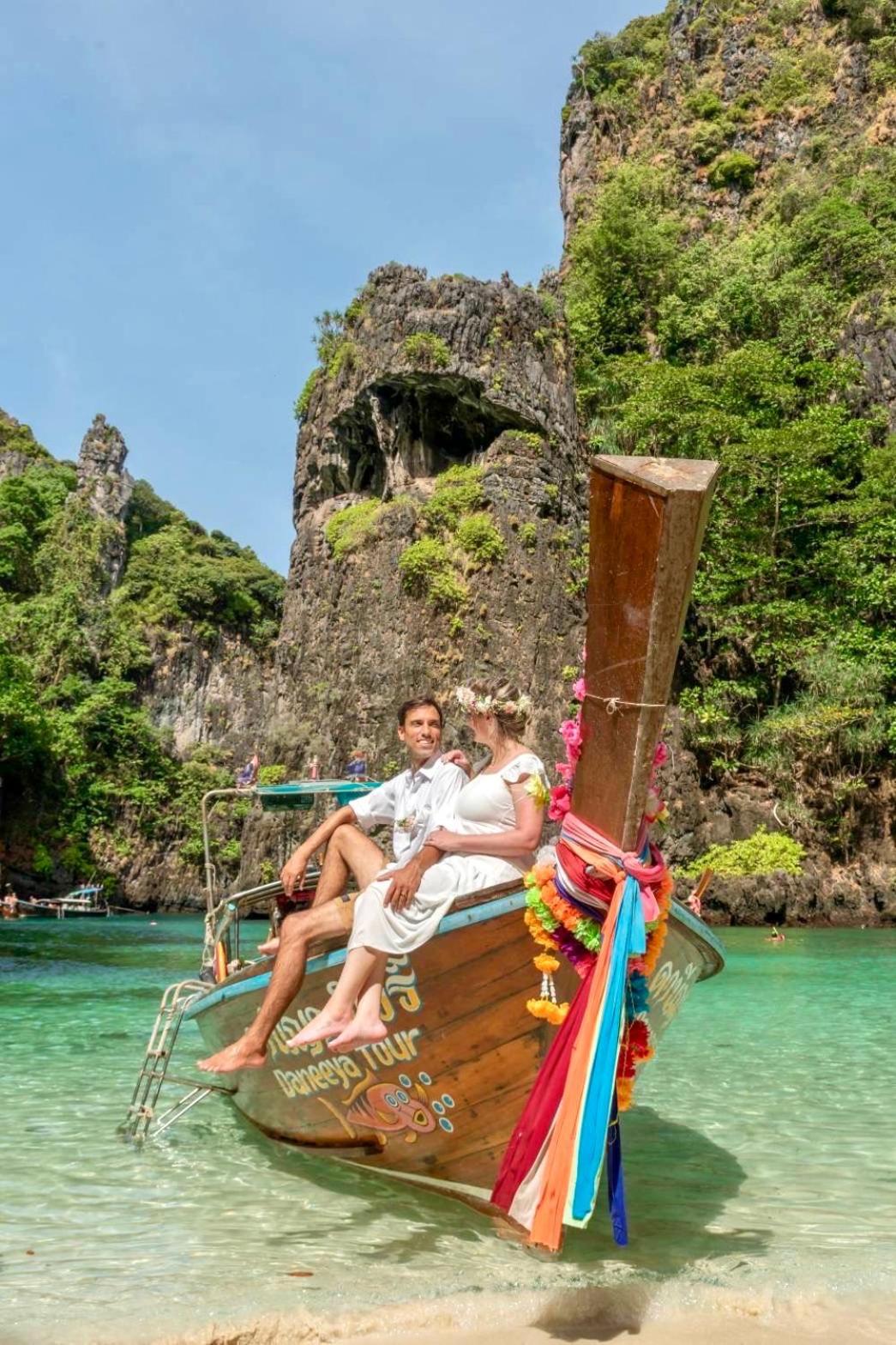 Phi Phi Maiyada Resort Exterior photo